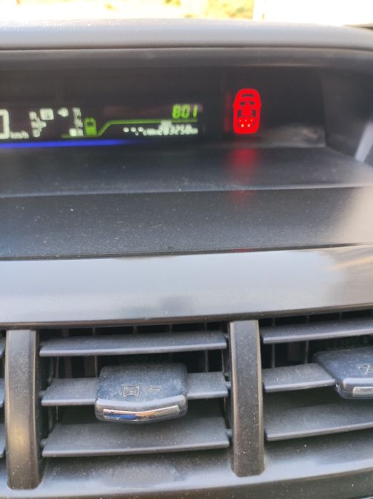 Toyota Prius plus
