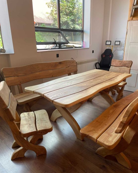 Meble ogrodowe z twardego drewna