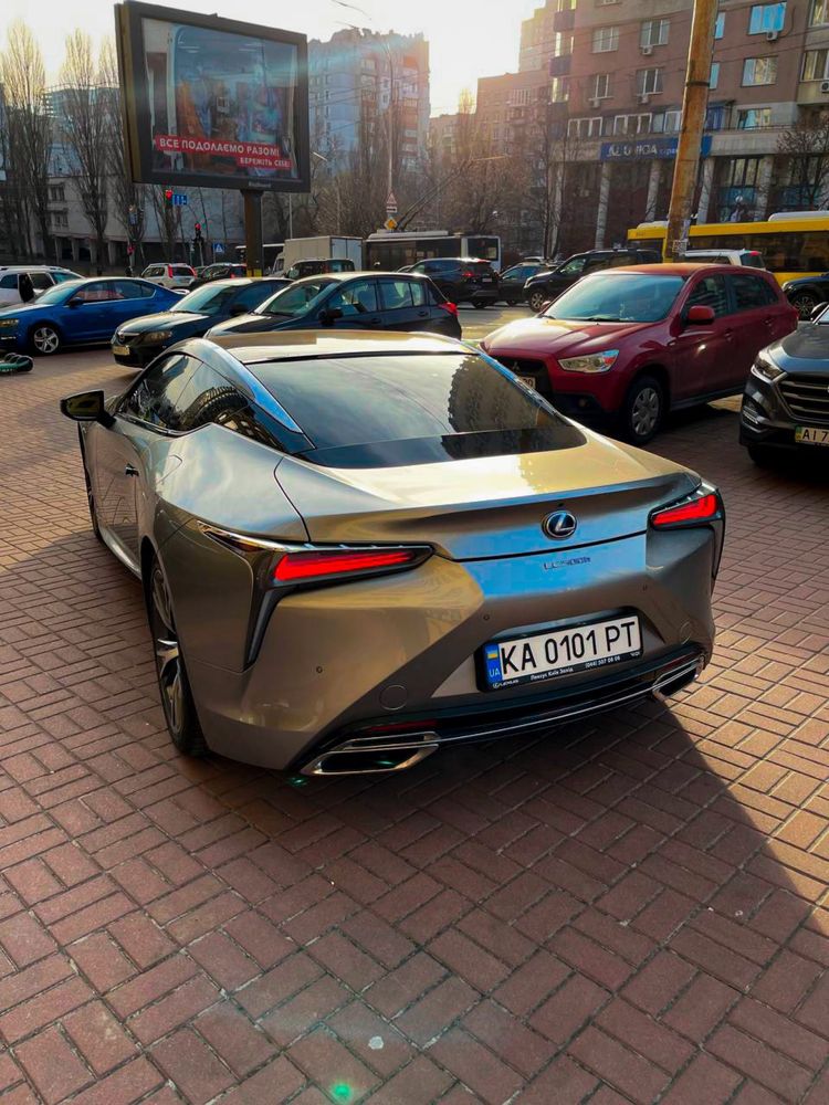 Lexus Lc 500h, єдиний в Україні