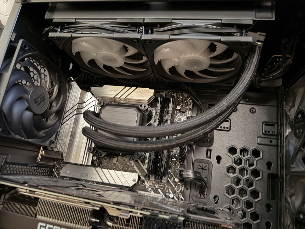 Komputer Gamingowy rtx 3080 12GB /intel/rgb