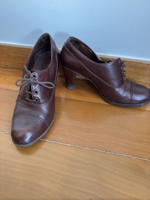 Sapatos vintage em 2ª mão