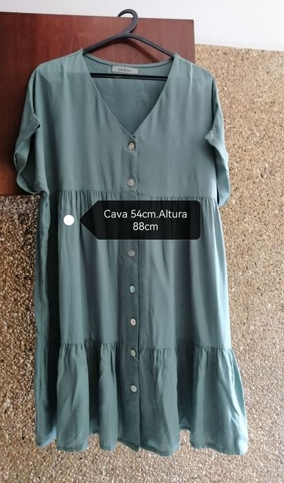 Vestidos. Blusa. Calças