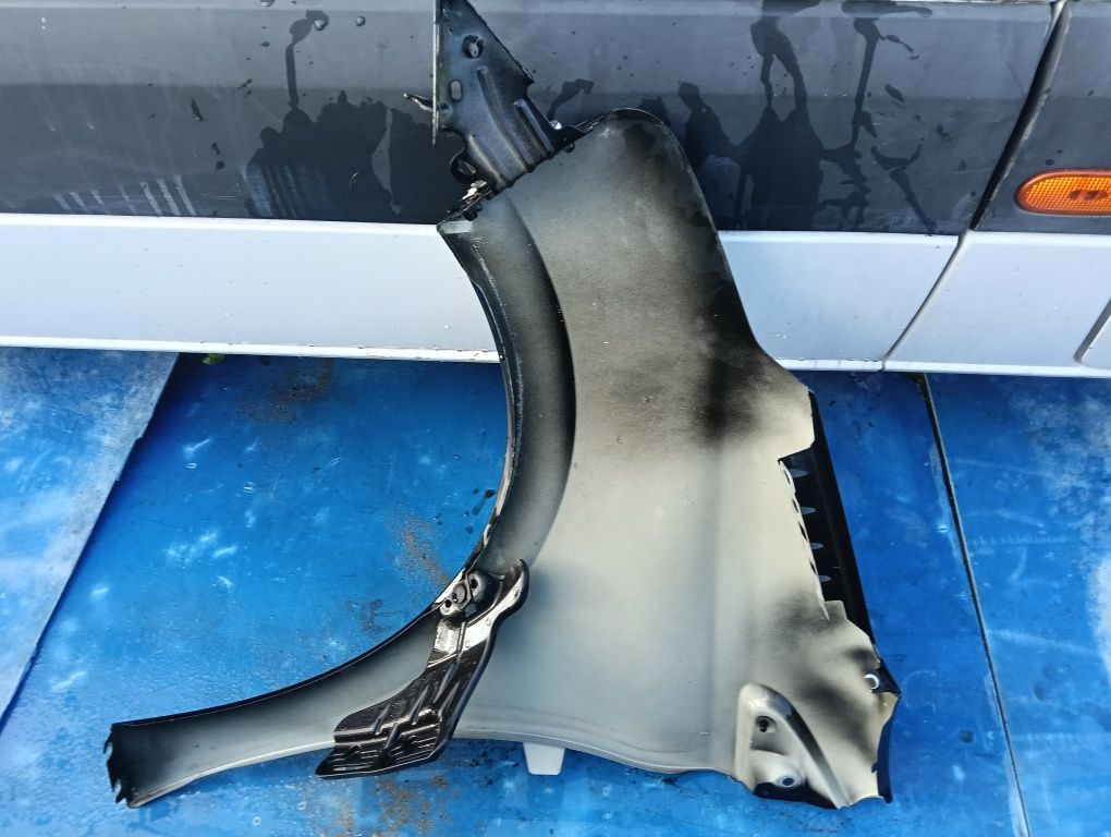 Peugeot 208 Guarda lamas Direito anos de 2012/2013/2014/2015 A 2019