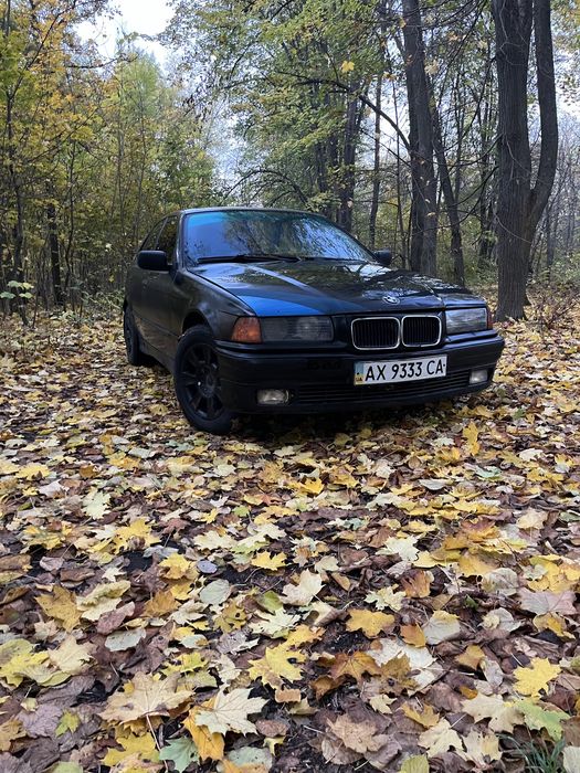 БМВ Е36 м40б18 седан