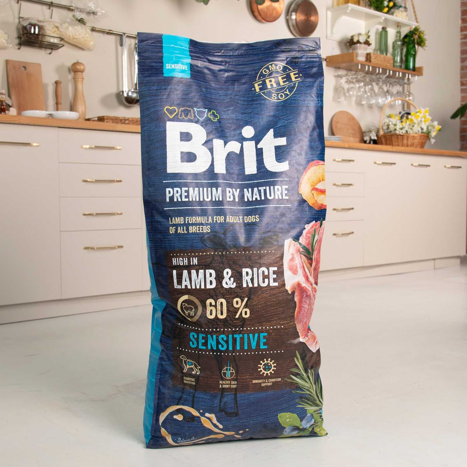 Для собак з чутливим травленням Brit Premium Dog Sensitive Lamb