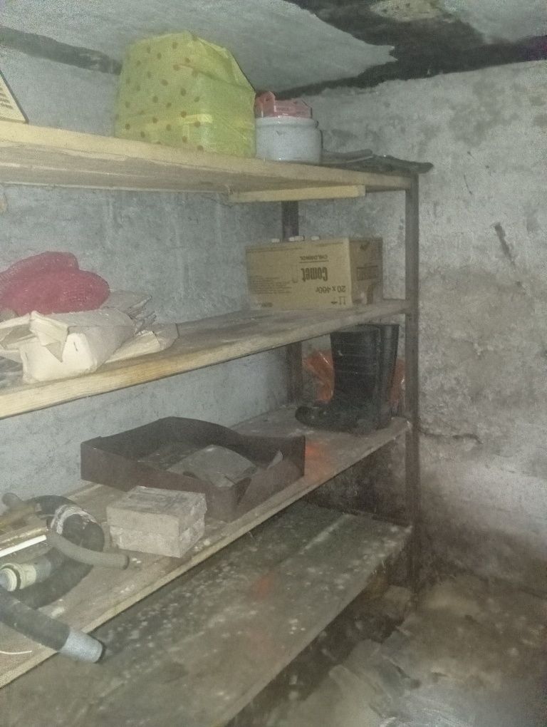 Гараж з ямою та підвадом на 1 занасипі Автолюбитель 15