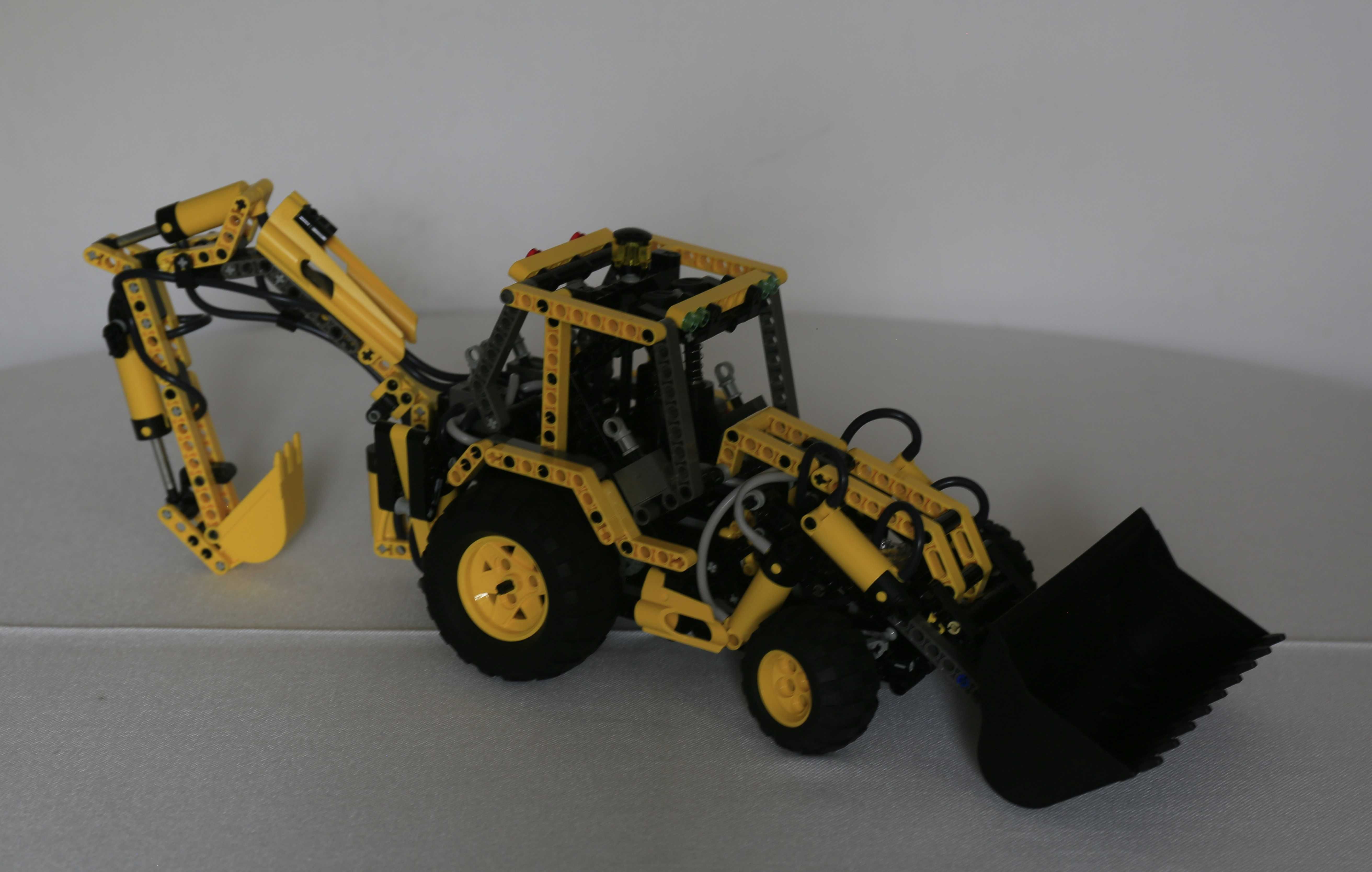 Lego Technic 8455 Backhoe Loader / Koparko-ładowarka