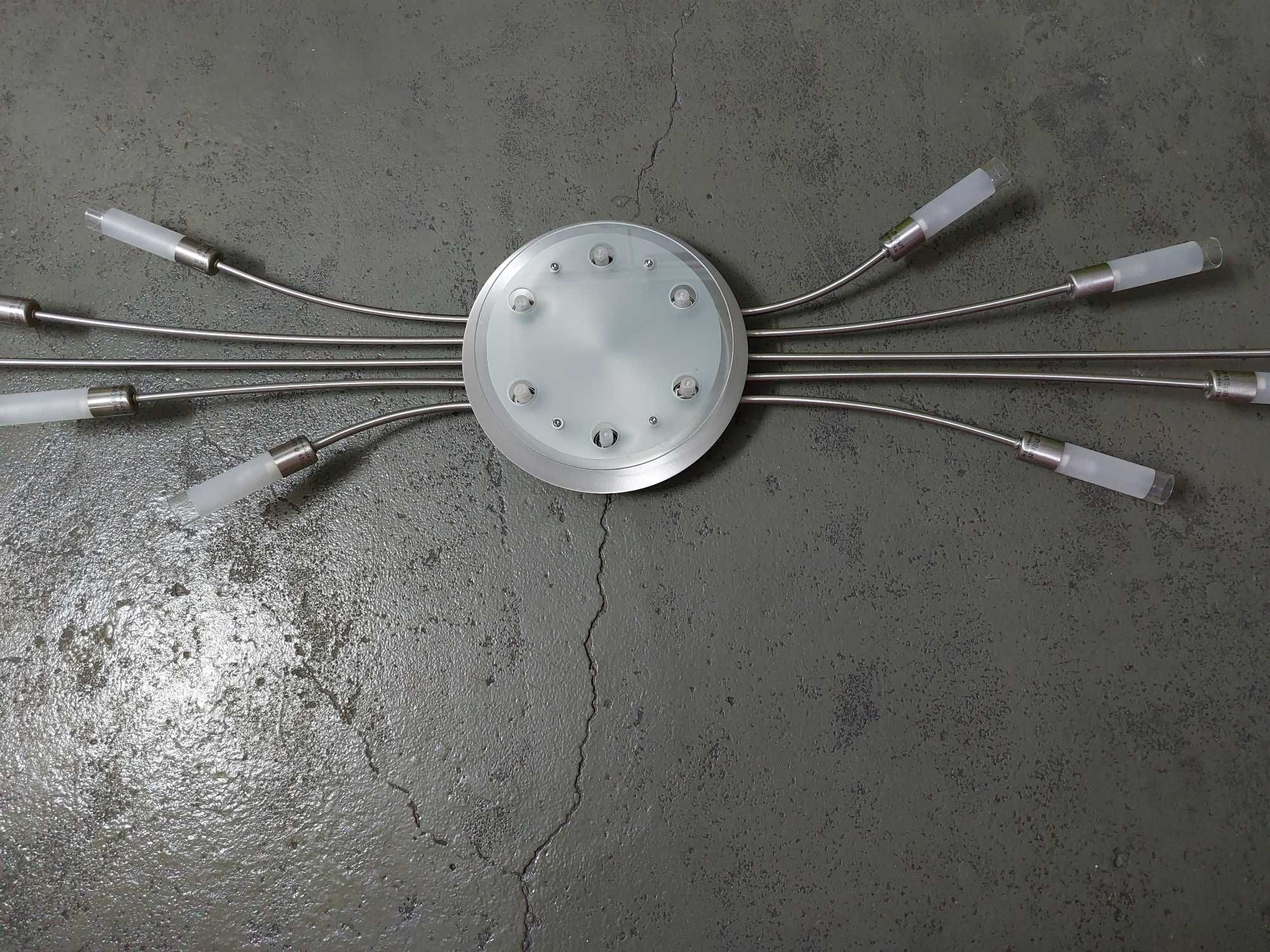 Lampa 3-funkcyjna do salonu