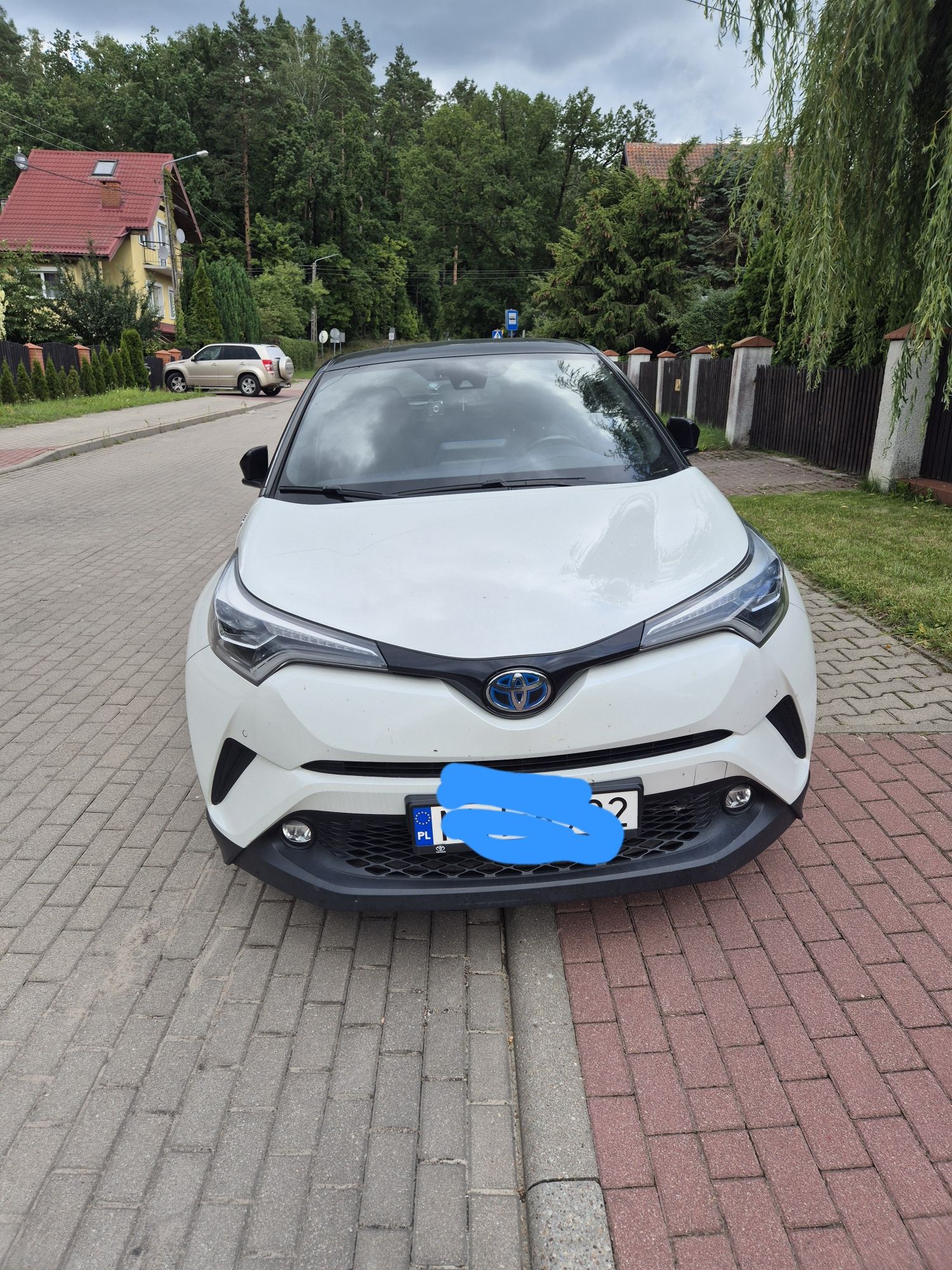 Toyota chr dynamic+ tech+ led+navi