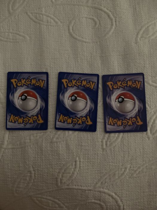 3 cartas de pokémon especiais