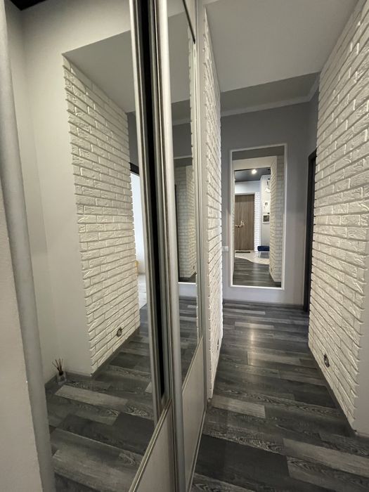 Квартира-студія люкс на пр Гагаріна