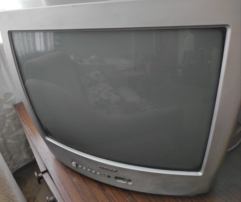 Telewizor Daewoo 20” + pilot + dekoder, sprawny