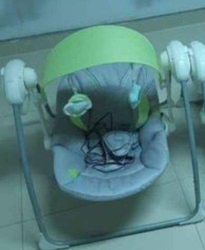 Cadeira de repouso eléctrica e com musica marca CAM