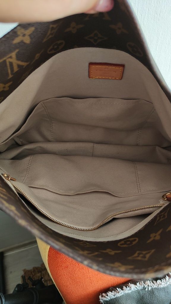 Torebka LV Louis Vuitton luksusowa rączka ze skóry