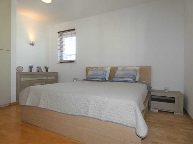 Przestronne 4 pokoje 142 m² przy ul. Gwiazdowej 14, spokojna okolica