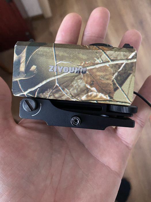 Лазерний далекомір LE-032 Range Finder.