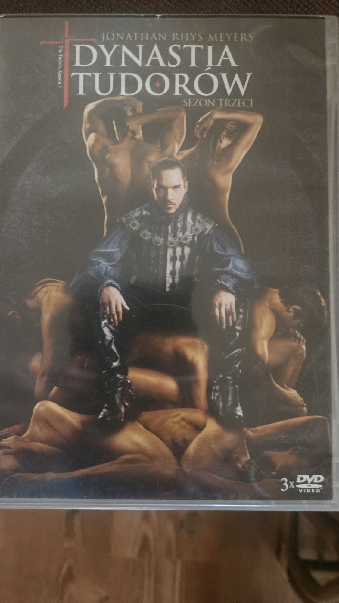 Dynastia Tudorów sezony 1, 2 i 3