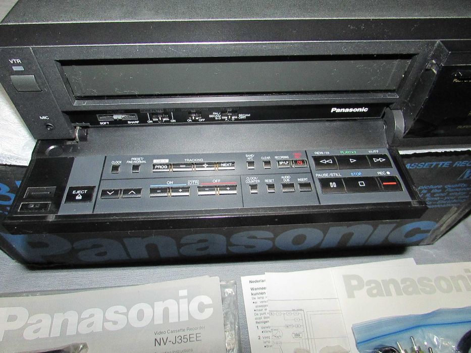 Коробочный Panasonic NV-J35 EE! Супервинтаж 1980х. Made in Japan!