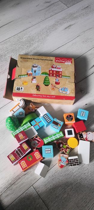 Drewniane klocki świąteczne