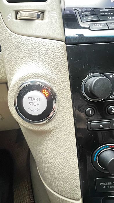 Infiniti QX70  3,7 2016 р