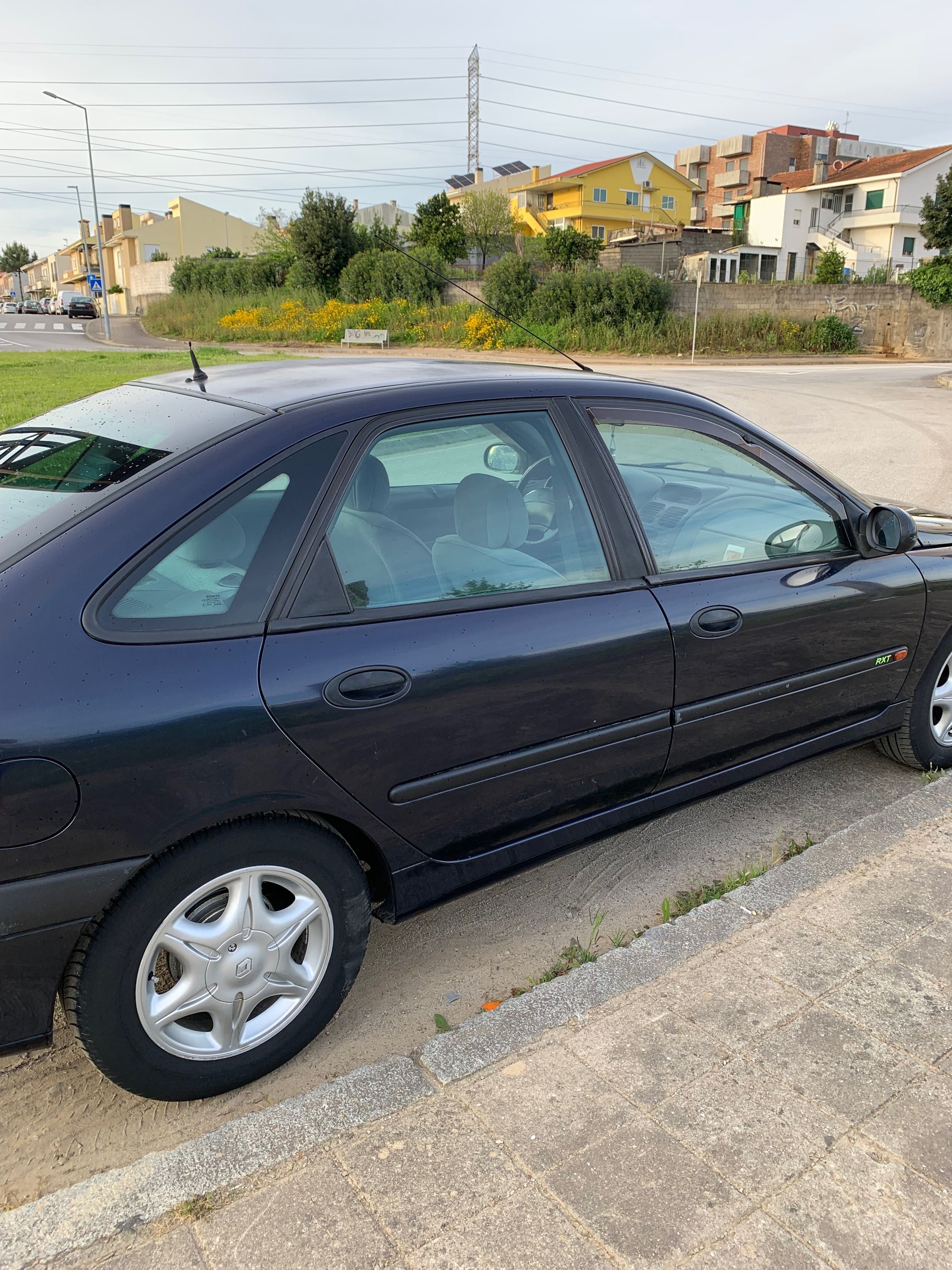 Renault Laguna 98