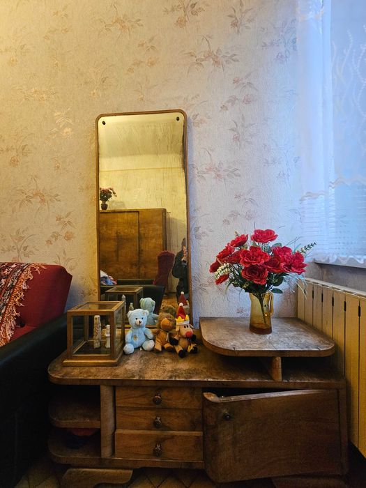 Meble PRL lata 4O do 70