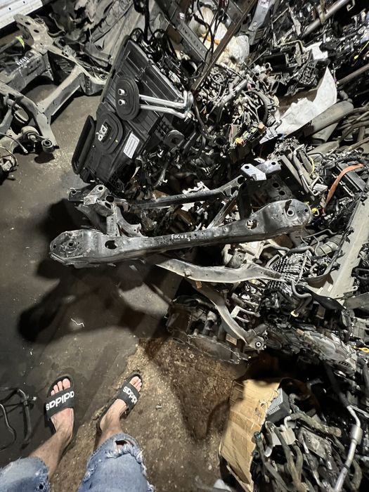 Задний подрамник балка на ford focus 3