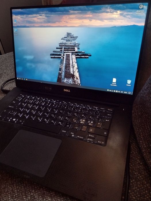 Шикарний тонкорамочний Dell Precision