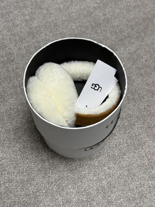 Навушники хутряні ugg, замшеві, з овчиною.