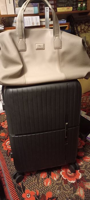 Чемодан розмір М+ сумка ручна поклажа