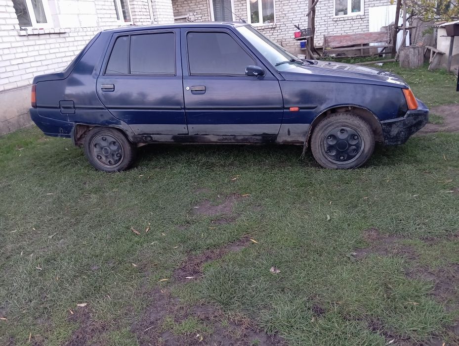 Продам Славута 1,2газ бензин 5ст