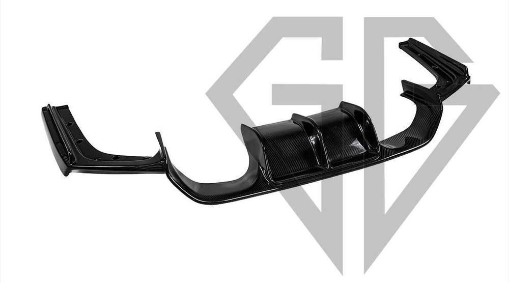 диффузор заднего бампера BMW F80 M3 F82 M4 карбон накладка V Style