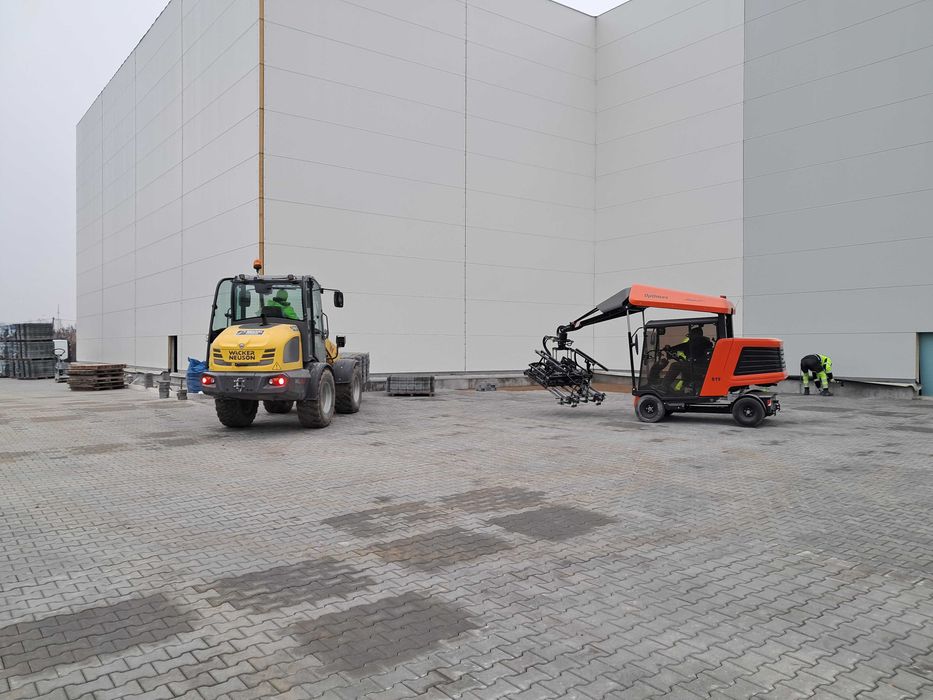 Brukarstwo przemysłowe , Maszynowe układanie , niwelacja 3D lubelskie