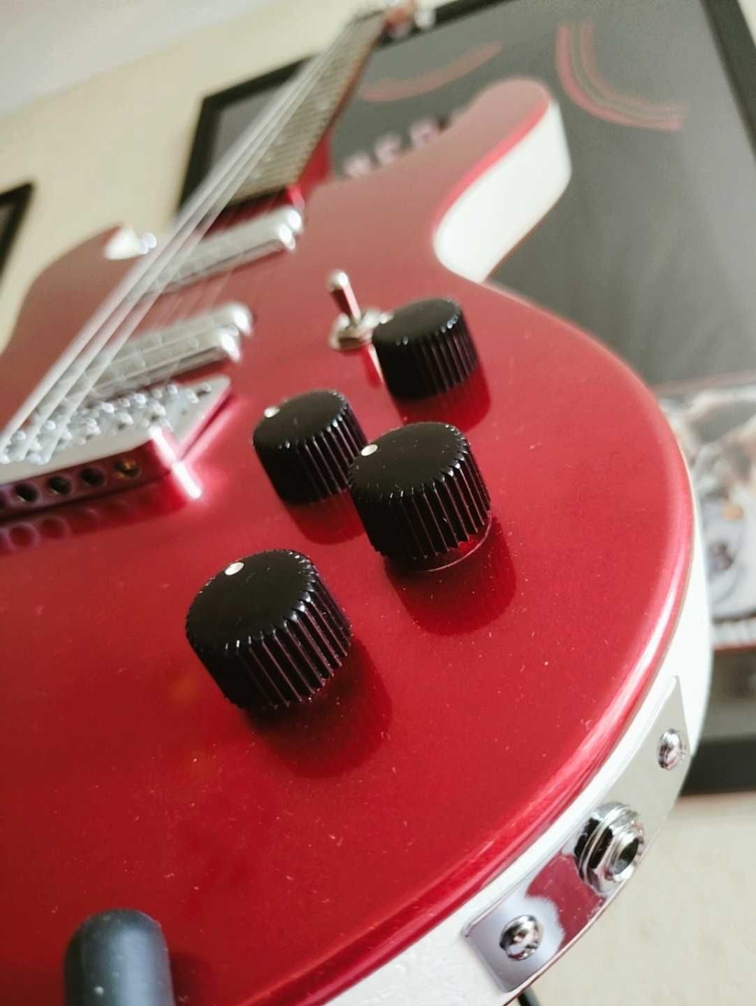 Danelectro Hodad (Red Metallic) - Made in Korea