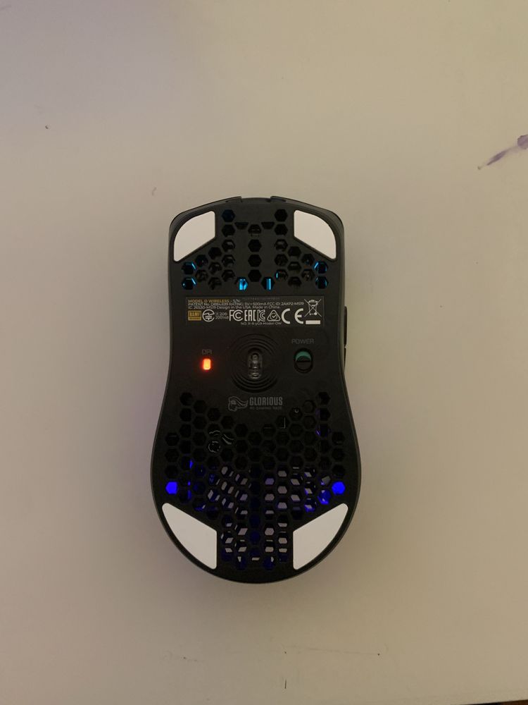 Rato gaming preto glorious model o NOVO (ainda na caixa)