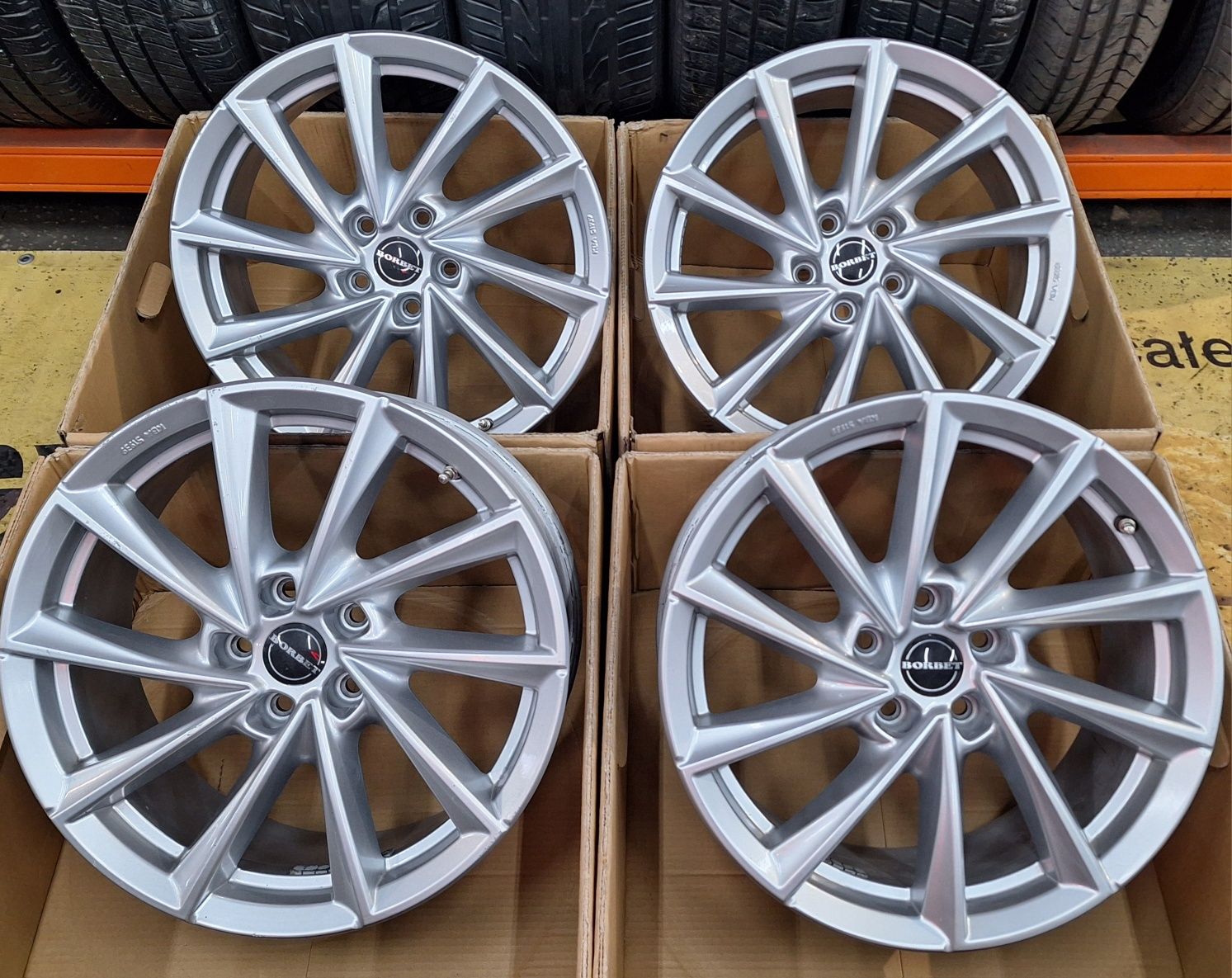 Felgi 5x112 8Jx18 Et.44 Audi A4 A6 Skoda VW