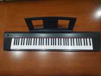 Pianino yamaha cyfrowe np-32