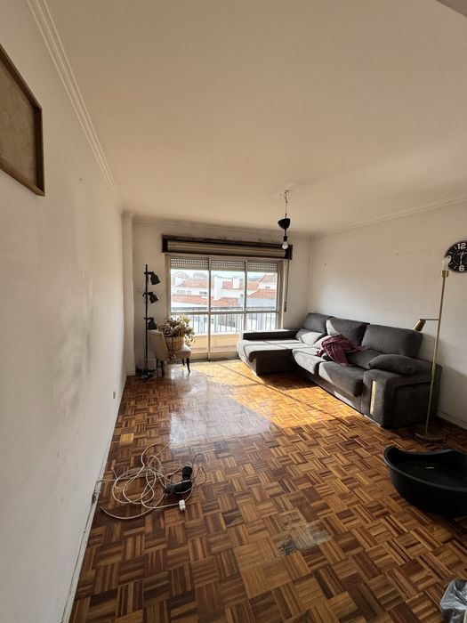 Sofa oferta para desocupar