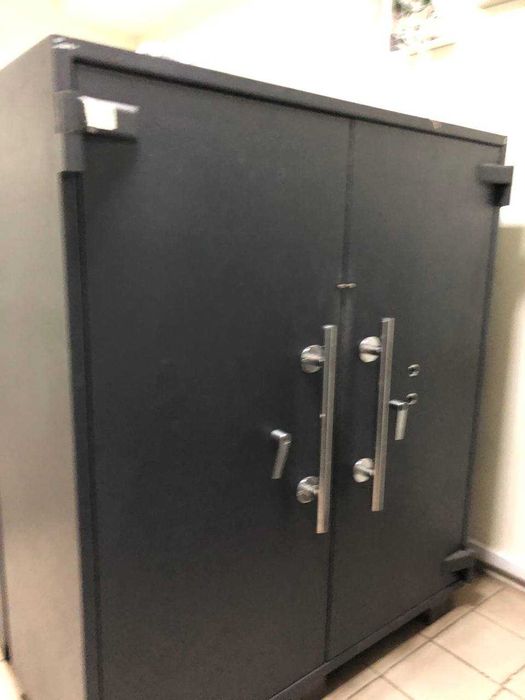 Дипозитарные сейфы