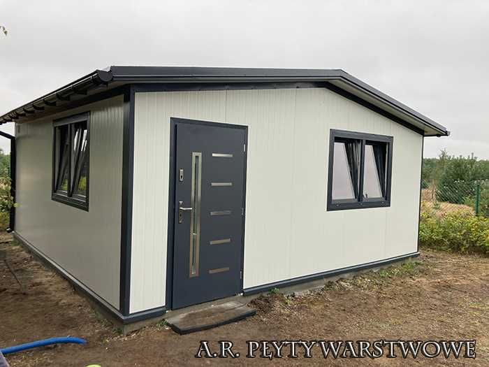 Garaż z płyty warstwowej garaż ocieplany hala przemysłowa  EPS PIR