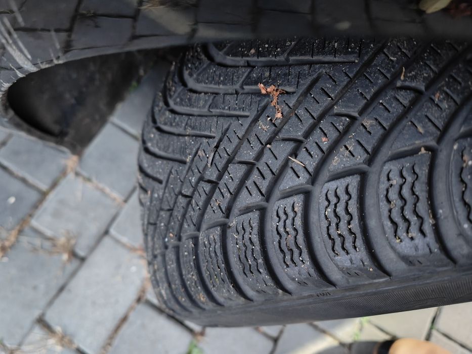 Felgi Mercedes C W204 Opony zimowe Pirelli Winter Cinturato 205/55/16