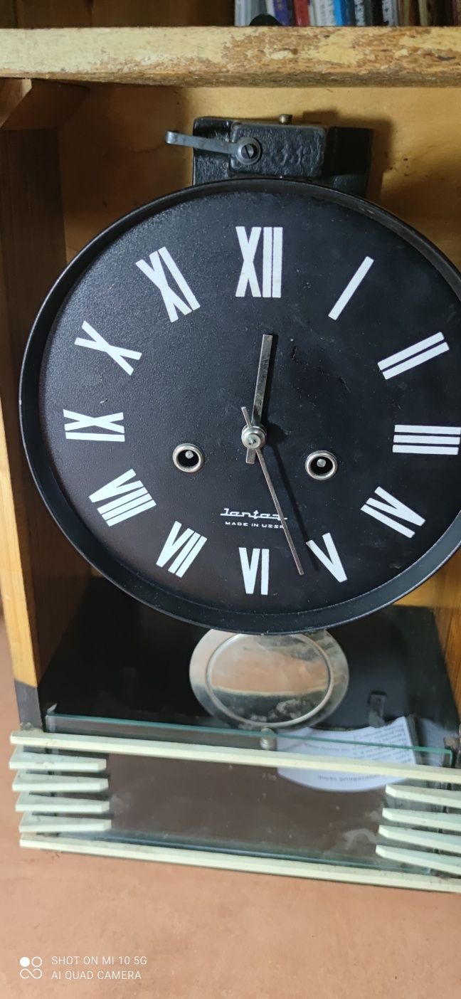 Часы настенные "Янтарь",с боем, времён СССР