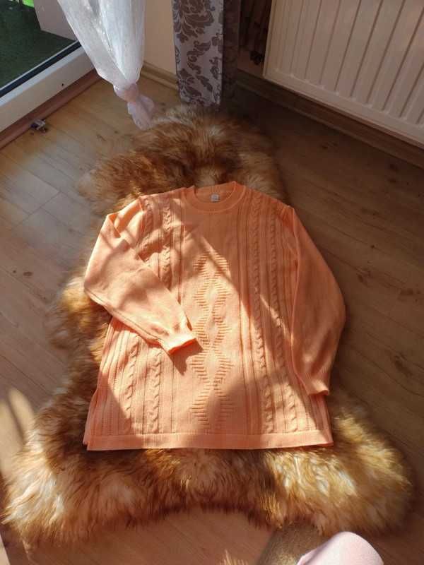 Brzoskwiniowy morelowy sweter pleciony z długim rękawem XL