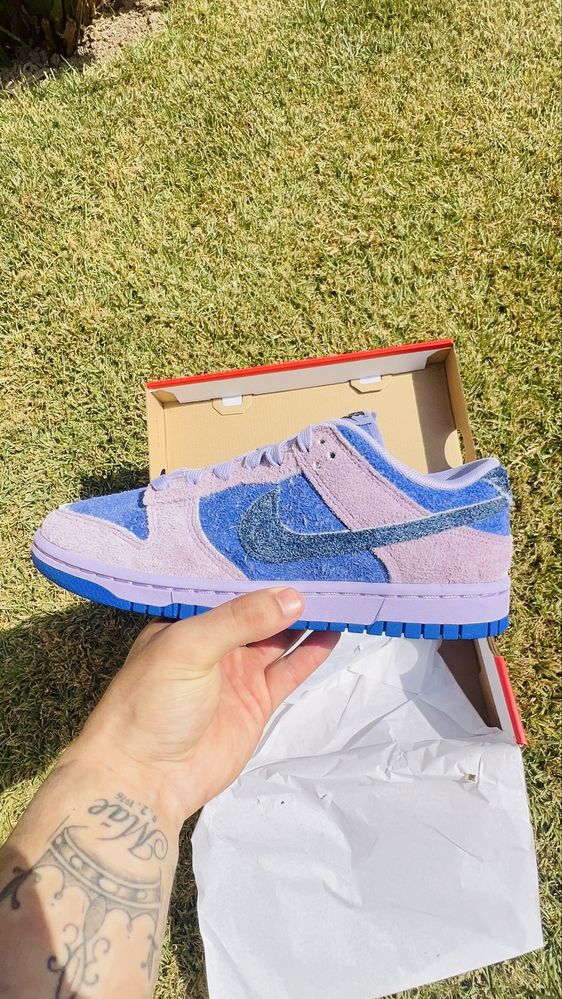 Nike Dunk Low SE “Hydrangeas”