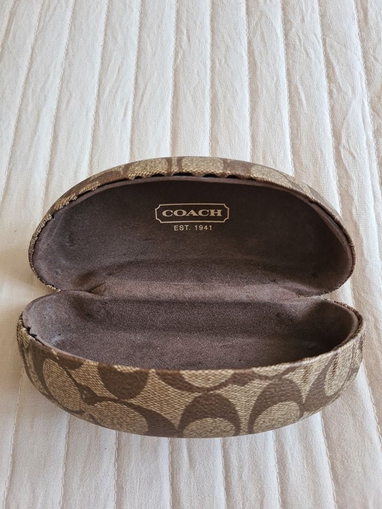 Etui pokrowiec na okulary Coach