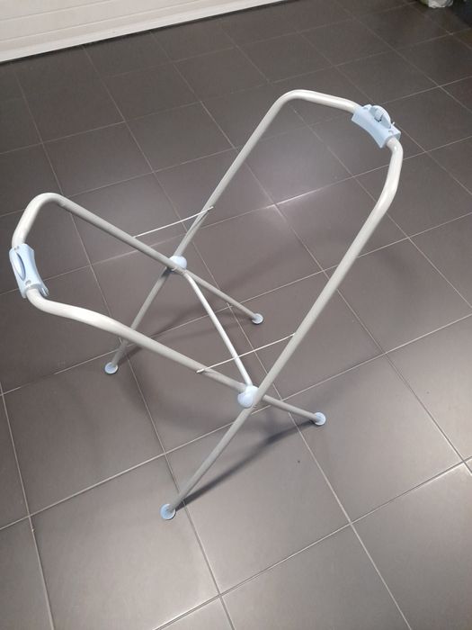 Banheiras de bebé com suporte