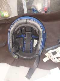 Kask hokejowy rozm.50-57 .