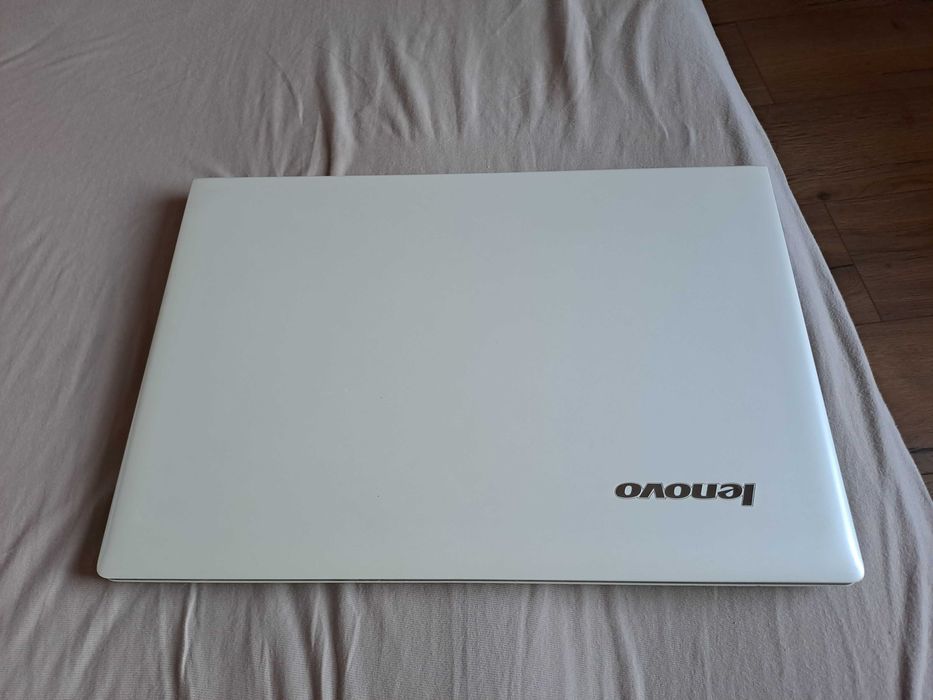 Sprzedam laptop firmy lenovo