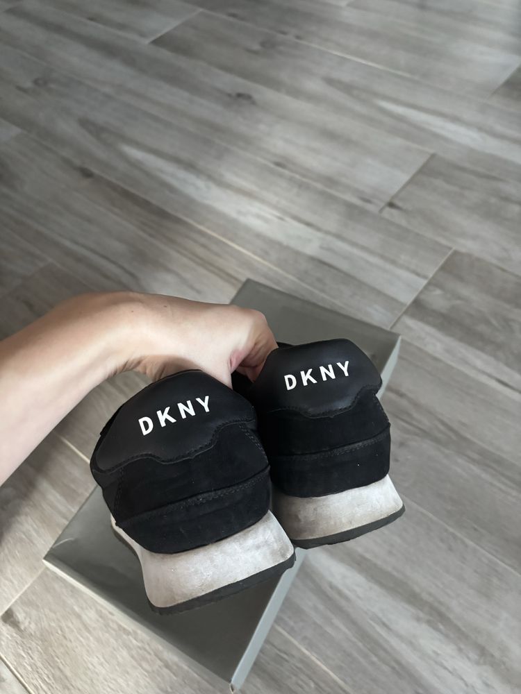 Sneakersy buty czarne DKNY męskie 42.5