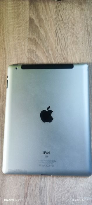 Apple iPad 2 Wi-Fi + 3G